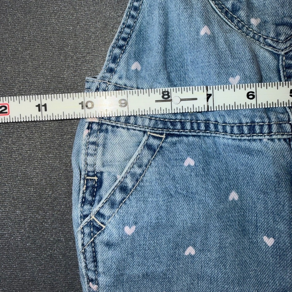 OshKosh Bgosh Girls 24M Blue Denim Heart Print Bib Overalls Light Wash 1K338210 - Picture 6 of 10